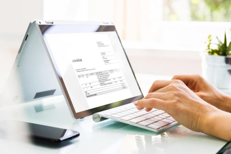 Obligatoriedad factura electrónica: cómo afecta a trabajadores autónomos y pymes